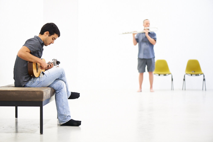 tableau vivant musical Kunstraum Dusseldorf 2014, Jorge Hector Gomez, Chris Weinheimer 